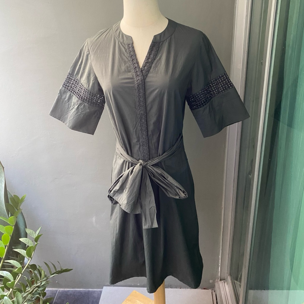 USED Jigott green patterned dress