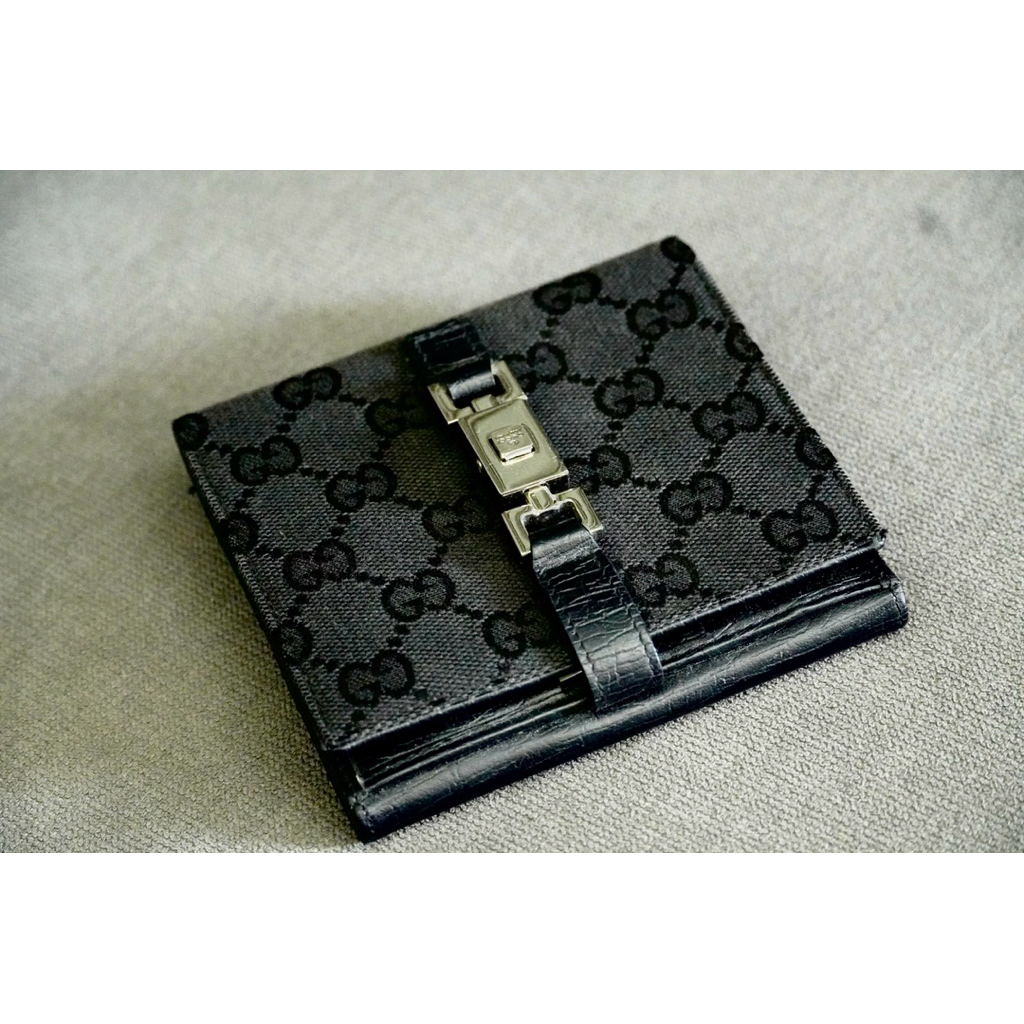 กระเป๋าสตางค์ Gucci รุ่น Jackie vintage cloth wallet มือสอง