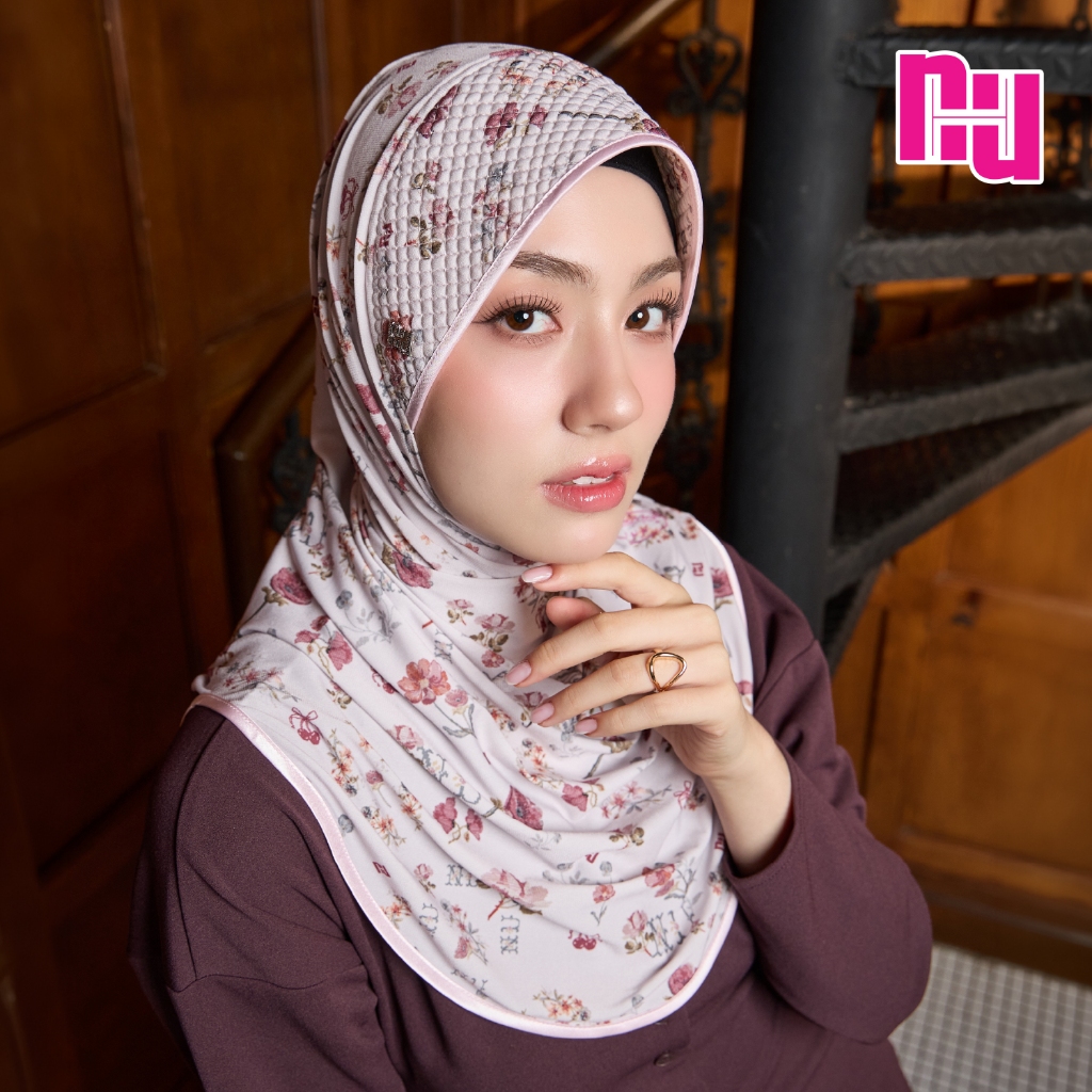 NUH AUDREY ผ้าคลุมสวมสำเร็จ - ทรงฟองน้ำตาราง