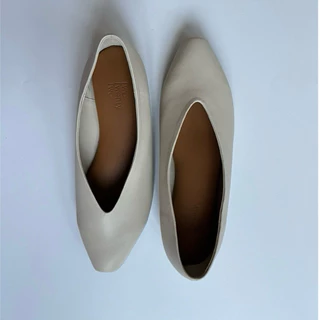 TwotwentytwoStoreรุ่น Molly little heels