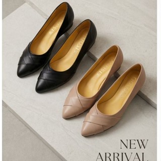 รองเท้าคัทชู ไซส์ใหญ่ 36 - 46 ส้นสูง 1 นิ้ว แบบส้นเตารีด หัว…