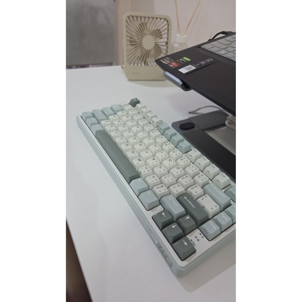 Royal Kludge R75 (Skycyan)​