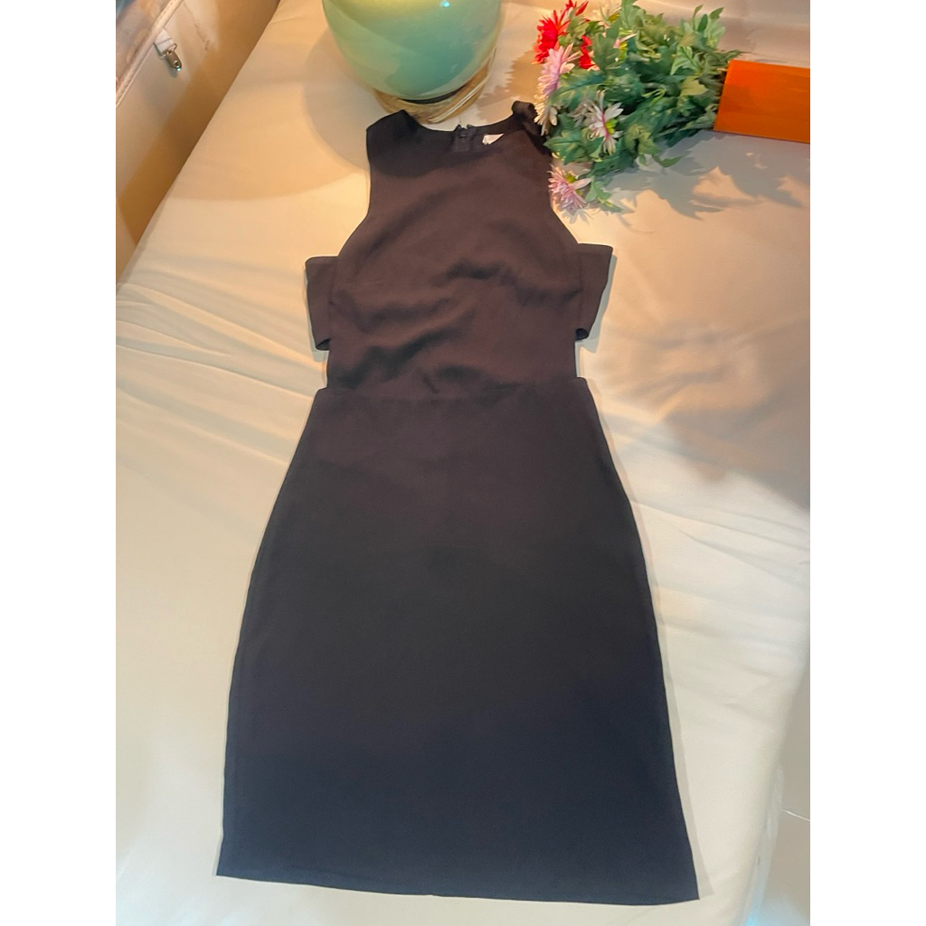 H&M💯จากshopมือ2เดรสแขนกุดดีเทลเก๋มากยืดได้นิดๆตามทรงเรา