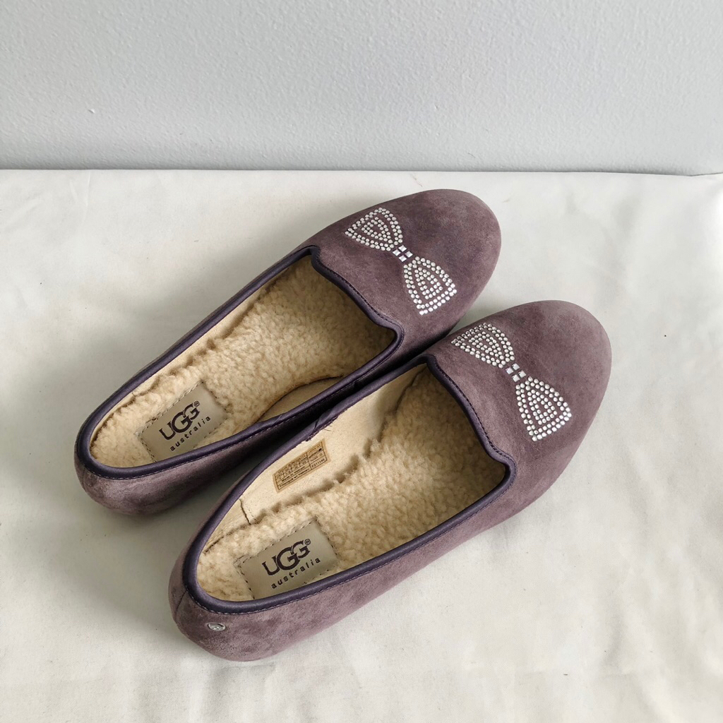 UGG Australia Suede Crystal Bow รองเท้ามือสองแท้ 💯