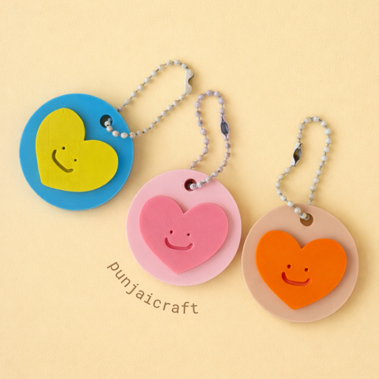 Lovey keychain by Punjaicraft