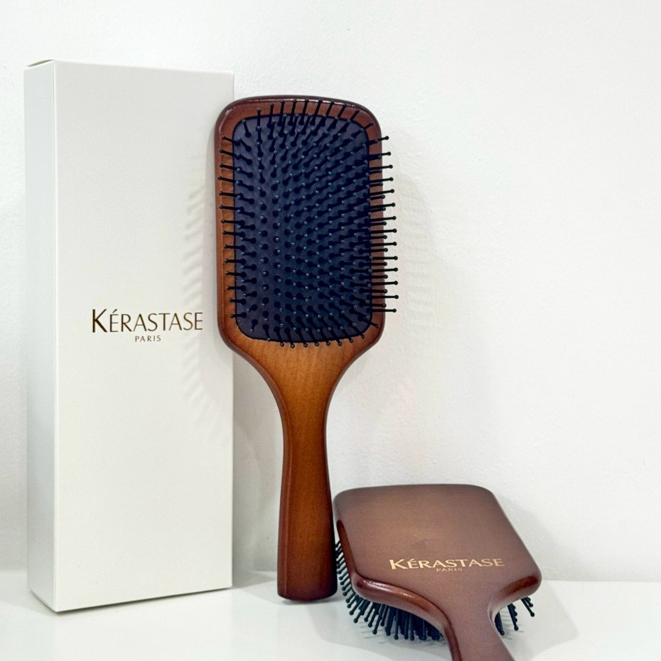 แปรงหวีผม  K.erastase ด้ามไม้พร้อมกล่อง