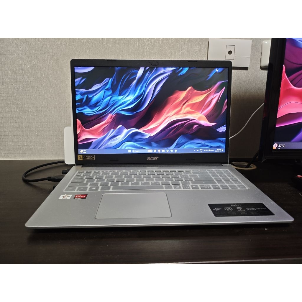 Acer Aspire 3 มือสอง AMD Athlon Silver RAM8GB SSD238GB FHD Win11แท้