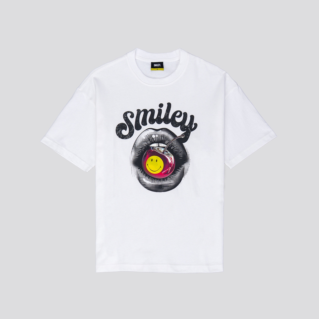SMILEY® WHITE  BERRY INTENSE OVERSIZED TEE SHIRT