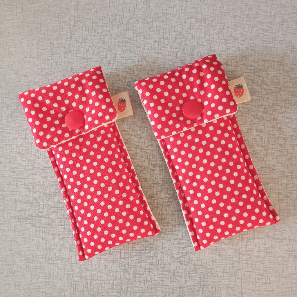 พร้อมส่ง ! กระเป๋าจิ๋ว ฝาตรง 5*11 cm. ใสลิป ยาดมได้ 1 แท่ง