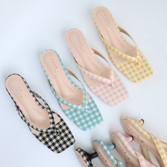 YOURSHOES K2 / รองเท้าส้นสูง 1นิ้ว รองเท้าหูหนีบ รองเท้าลายสก็อต
