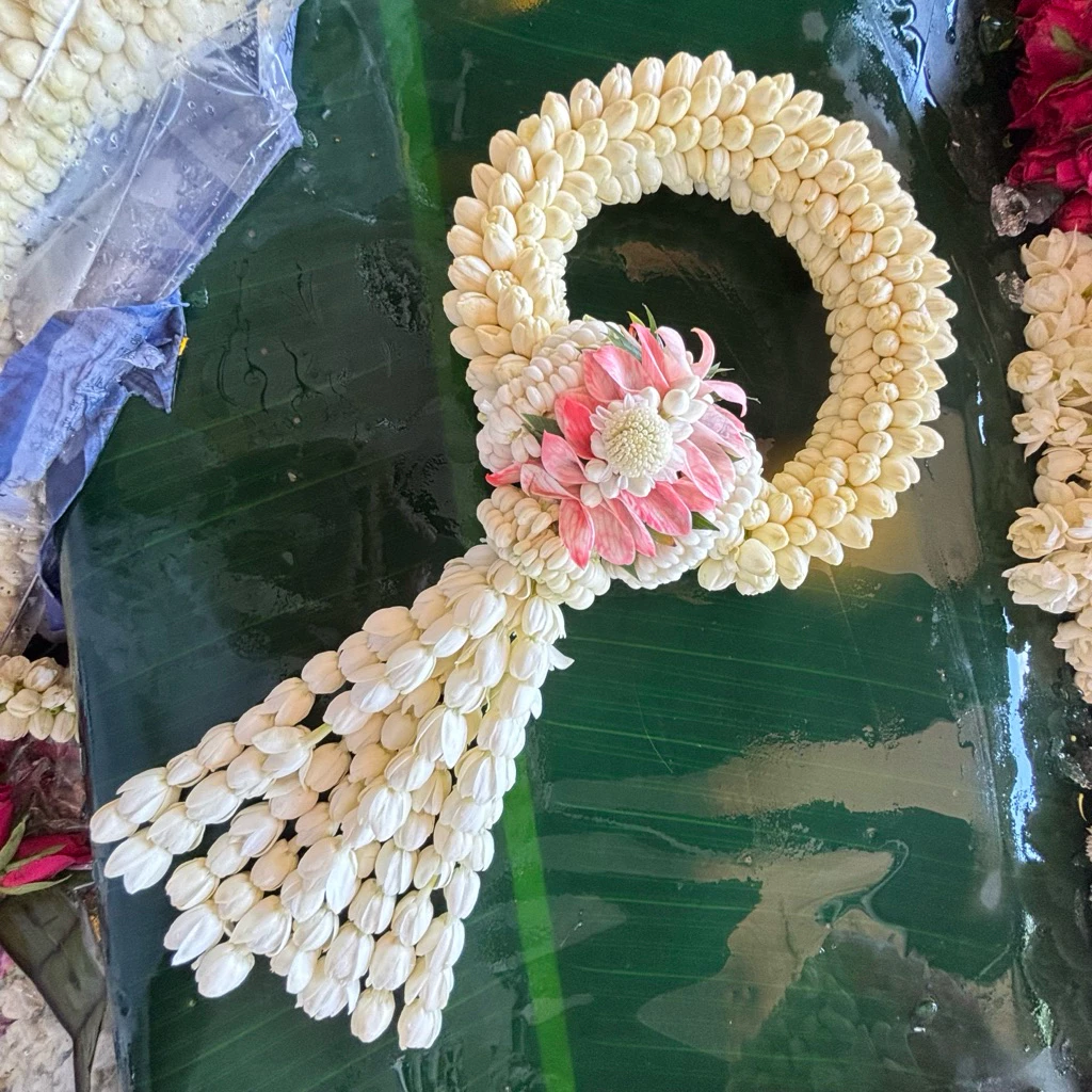 พวงมาลัยมะลิหอมคาดชมผูอุบะมะลิ