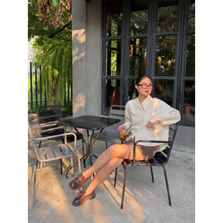 Varen Shirt เสื้อเชิ้ตลาย stripe ผ้าคอตตอน poplin เนื้อผ้าพริ้ว เบา ใส่สบาย ระบายอากาศดี เหมาะกับทุกวัน