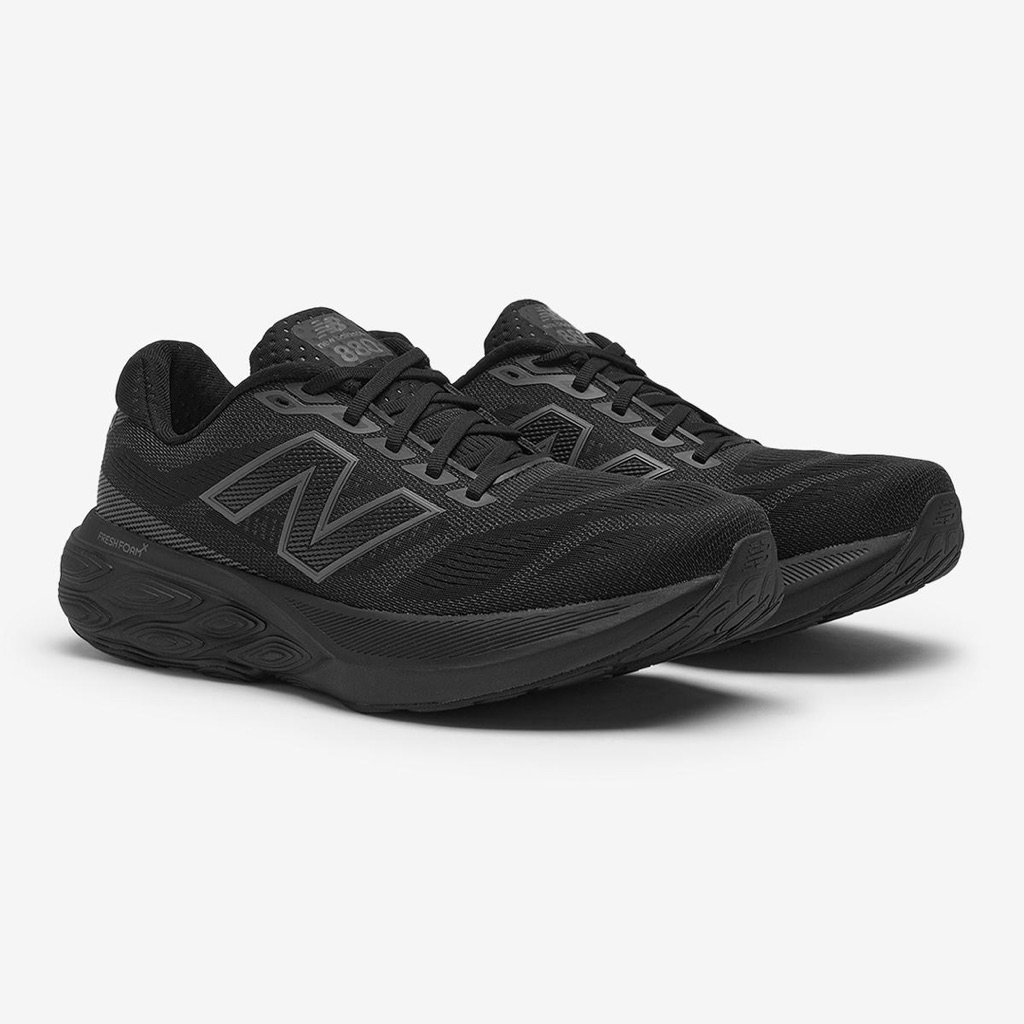 New Balance  880 V15