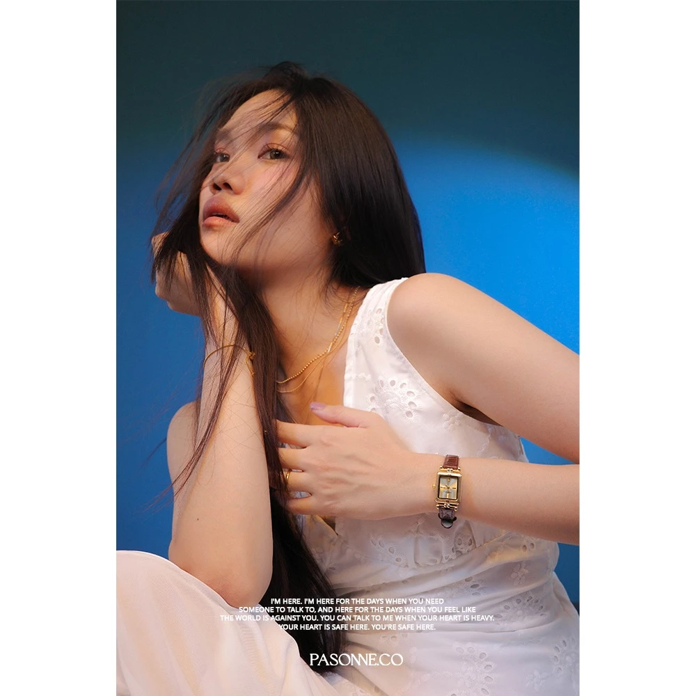 pasonne.co นาฬิกาข้อมือ รุ่น MEDTRA หน้าปัดเหลี่ยม วินเทจ