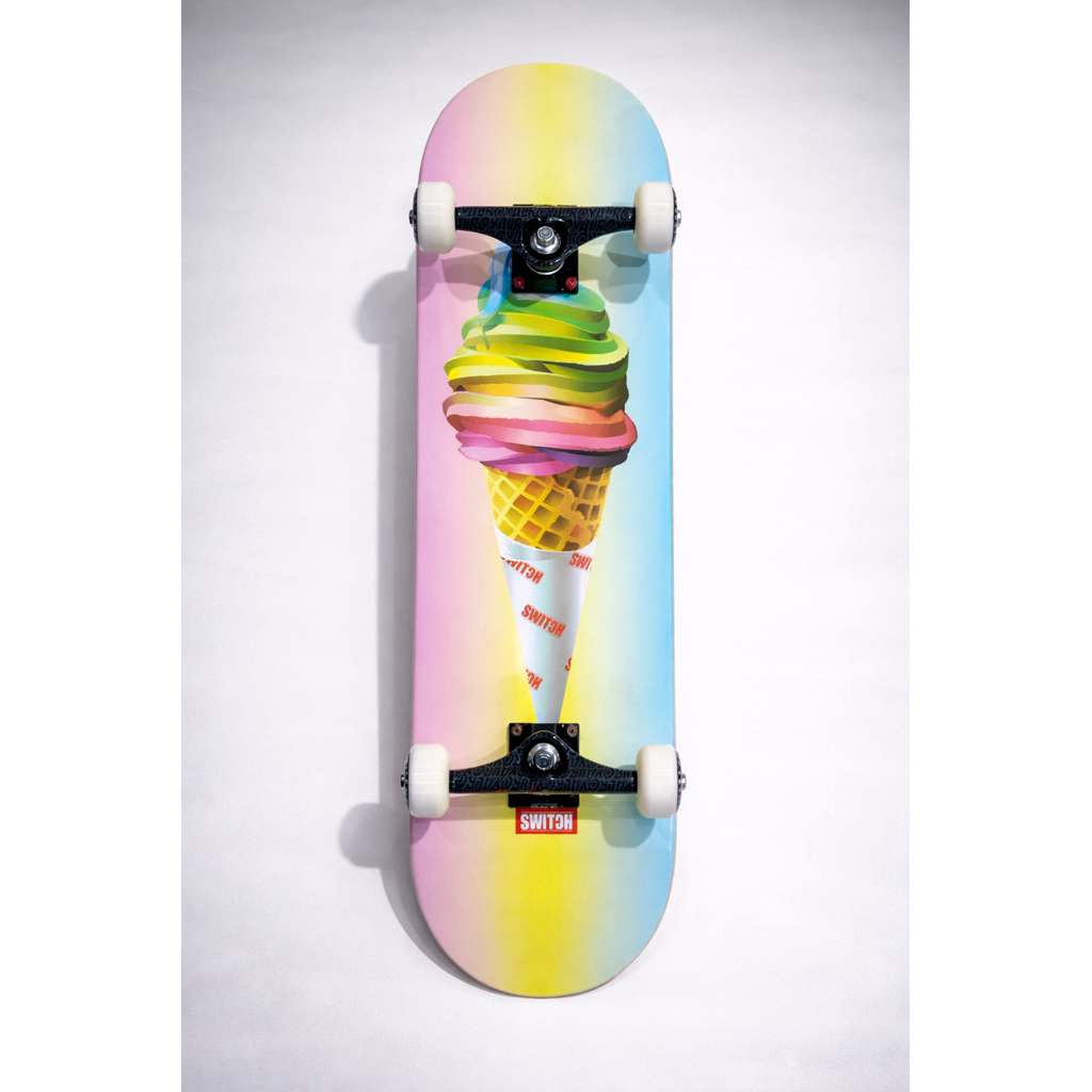 Skateboard complete (สเก็ตบอร์ดครบชุด)