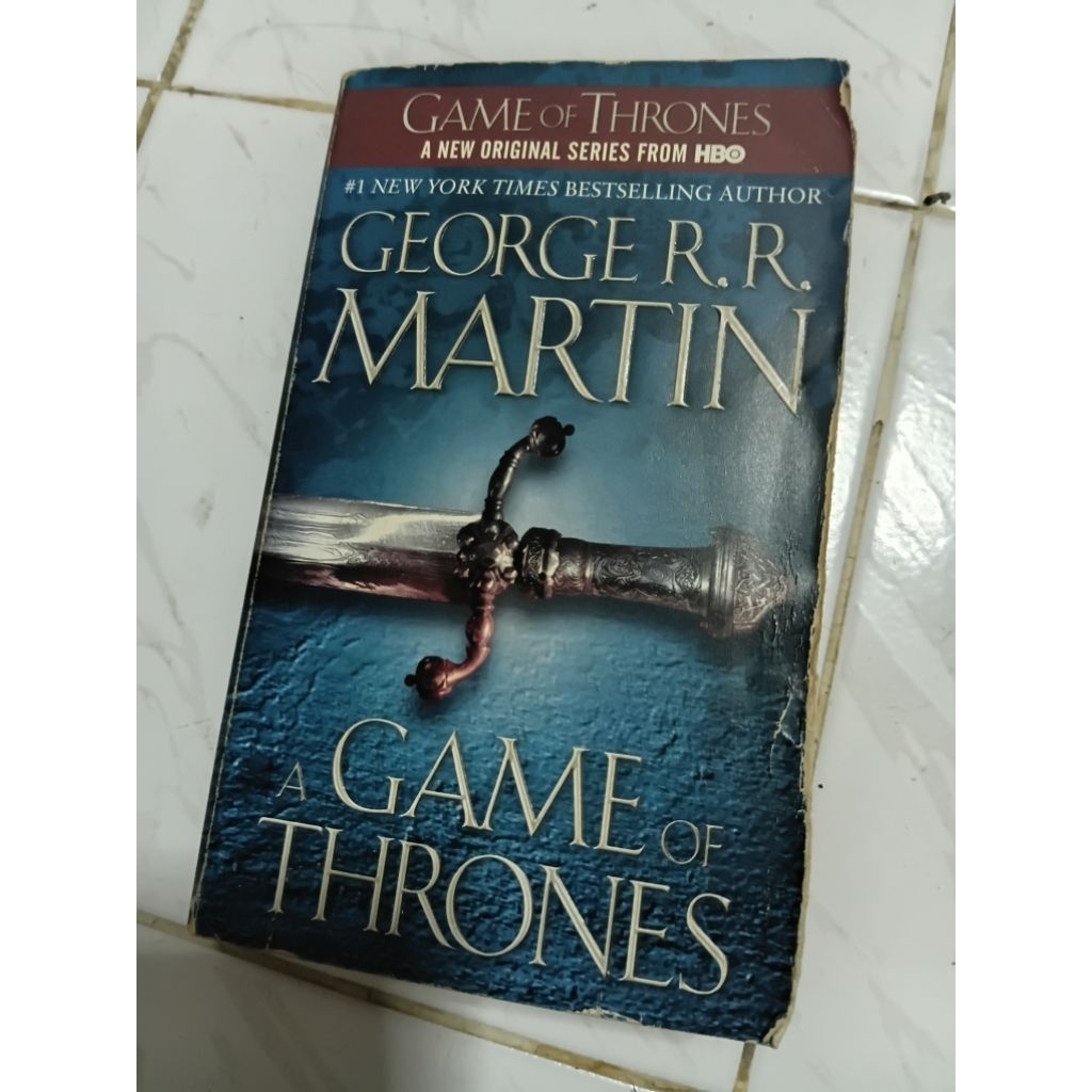 A Game of Thrones: a song of ice and fire เล่ม 1 พิมพ์ 2011 by George R.R  Martin