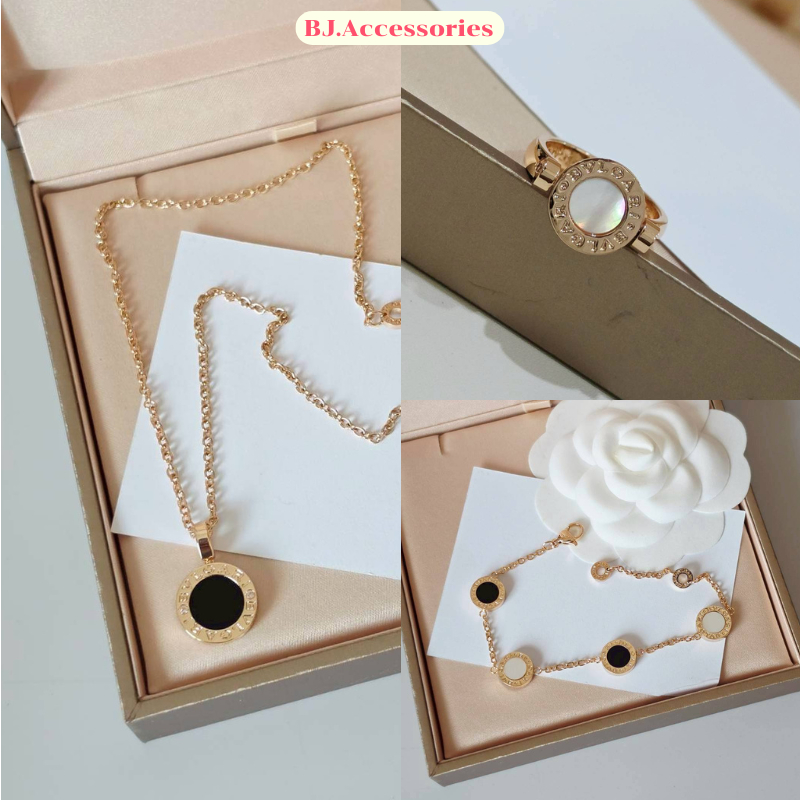 (B52 B53 B54)  แหวน(7) สร้อยข้อมือ สร้อยคอ B (2 ด้าน) สวยหรู  ลัคชู ใส่ได้ทุกวัน ปั๊มชัด ลูกคุณสุดๆ 