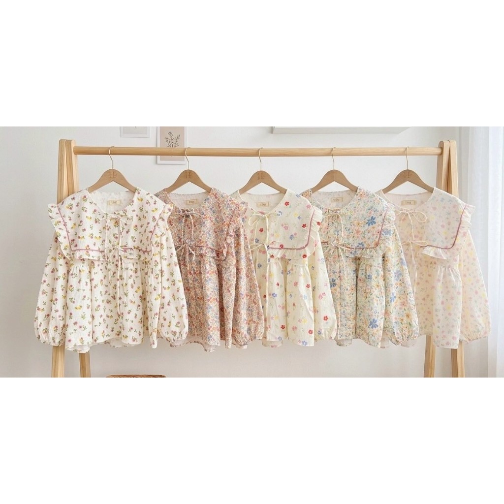 ป้าย Lilly เสื้อผ้าพิมพ์ลายแต่งปกเหลี่ยมกุ้นปก อก 43 นิ้ว ยาว 23 นิ้ว