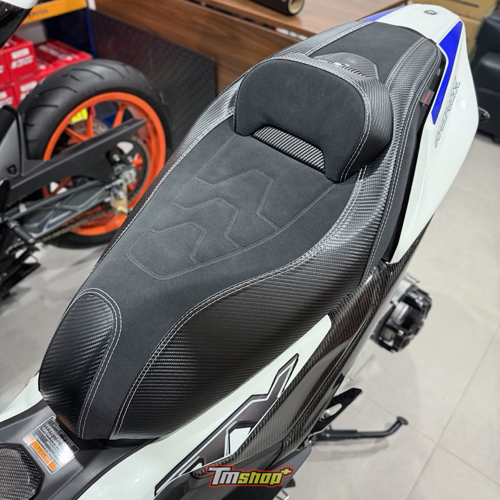 เบาะทรงสปอร์ต Yamaha Aerox 2025 (V3)