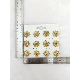 กระดุมชุดไทย 1 แพ็คมี 12 ชิ้น(มีหลายลายให้เลือกเลยค่ะ)
