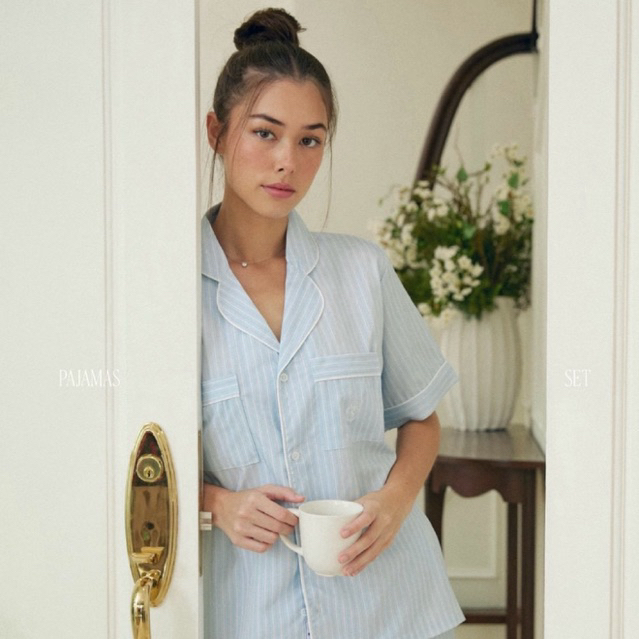 SUNDAY EDIT - Blue Horizon Stripe Pajamas Set ชุดนอนกางเกงขาสั้น ผ้า Italian Silk