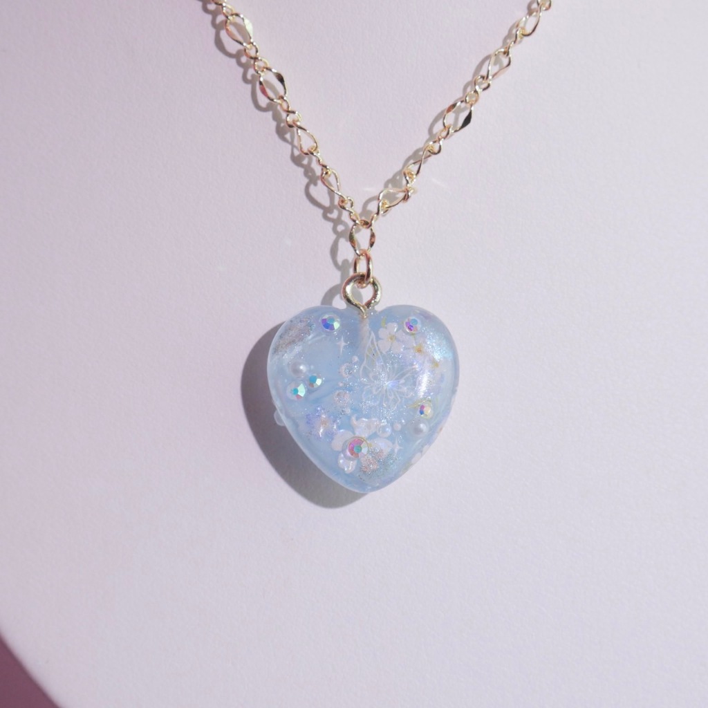 MIMEAR U423 สร้อยคอหัวใจฟ้า Blue Butterfly Heart Necklace เรซิ่นทำมือ 14K Limited