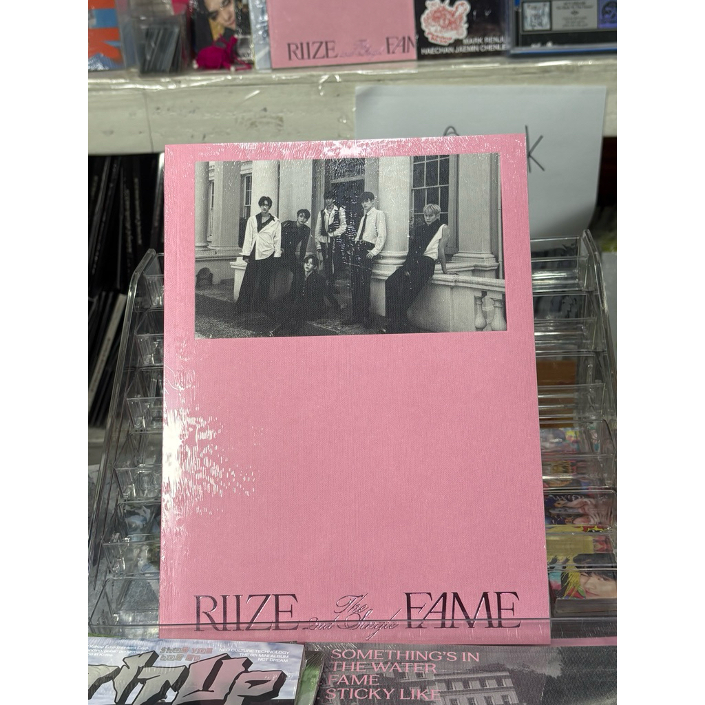 (20-40%Live )พร้อมส่ง! อัลบั้ม RIIZE - 2nd Single Album [Fame] ( photobook)