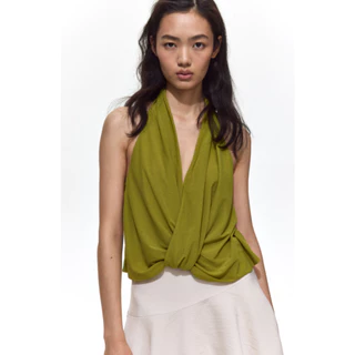 H&M(เอชแอนด์เอ็ม) เสื้อฮัลเตอร์เน็คดีไซน์บิดเกลียว ผู้หญิง 1334509_1