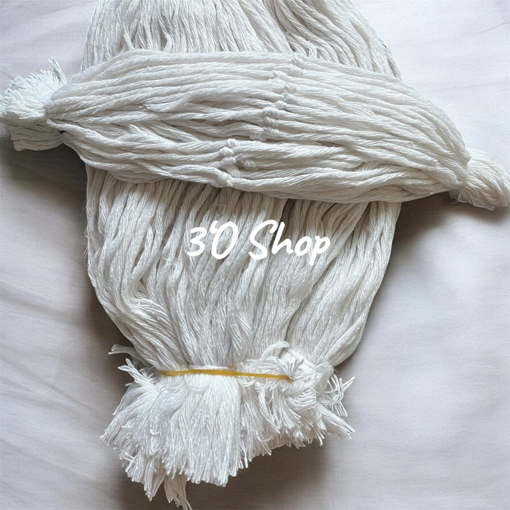ด้ายผูกข้อมือ9 เส้น ด้ายมงคล แบ่งขาย สินค้าพร้อมส่ง