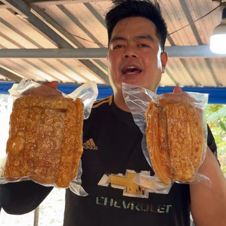เศษหมูกรอบจ่านนท์สดใหม่พร้อมนำไปประกอบอาหารมันค่อนข้างเยอะขอคนรับได้