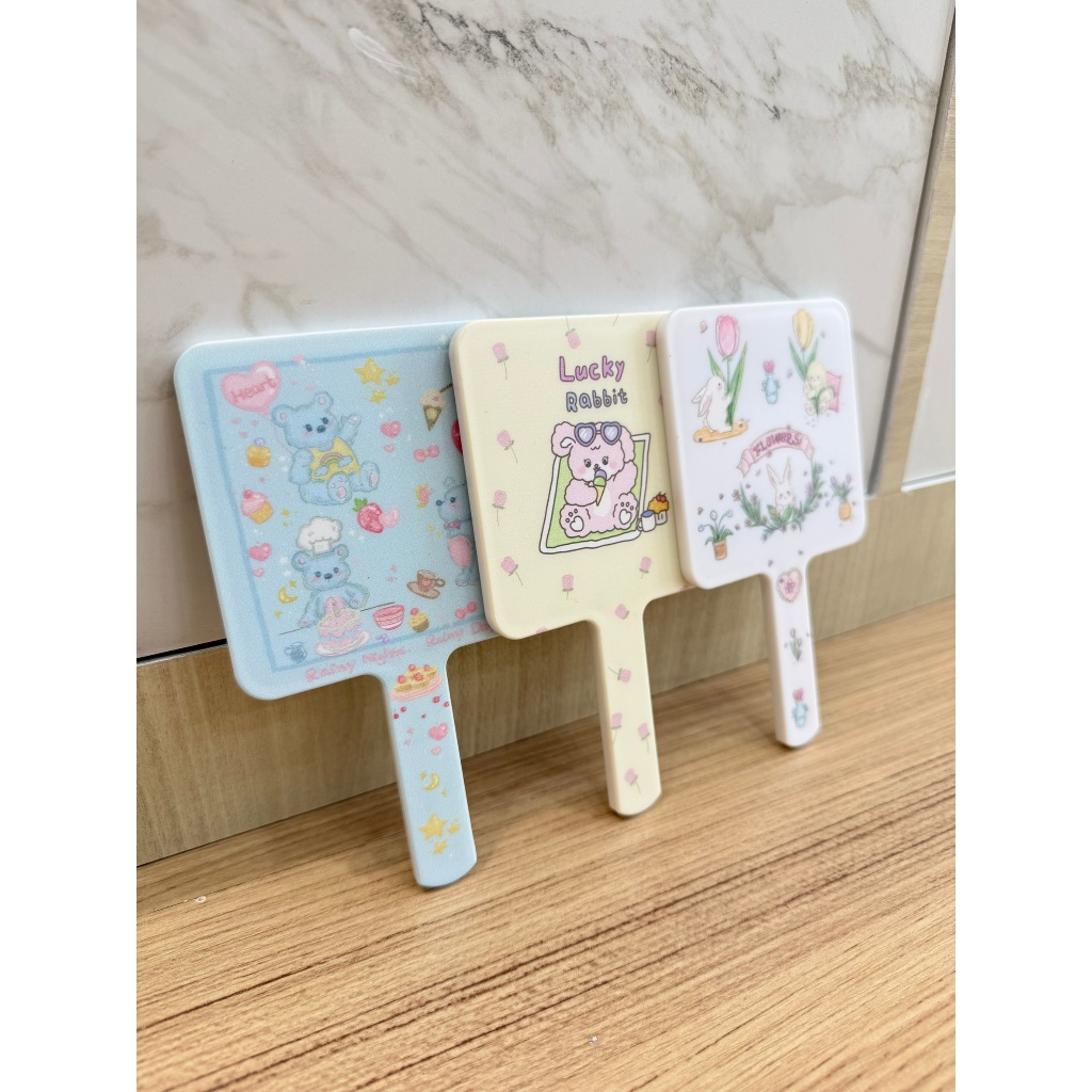 Cute Mirror กระจกพกพา ลายสัตว์น่ารัก ขนาดเล็ก พกพาง่าย