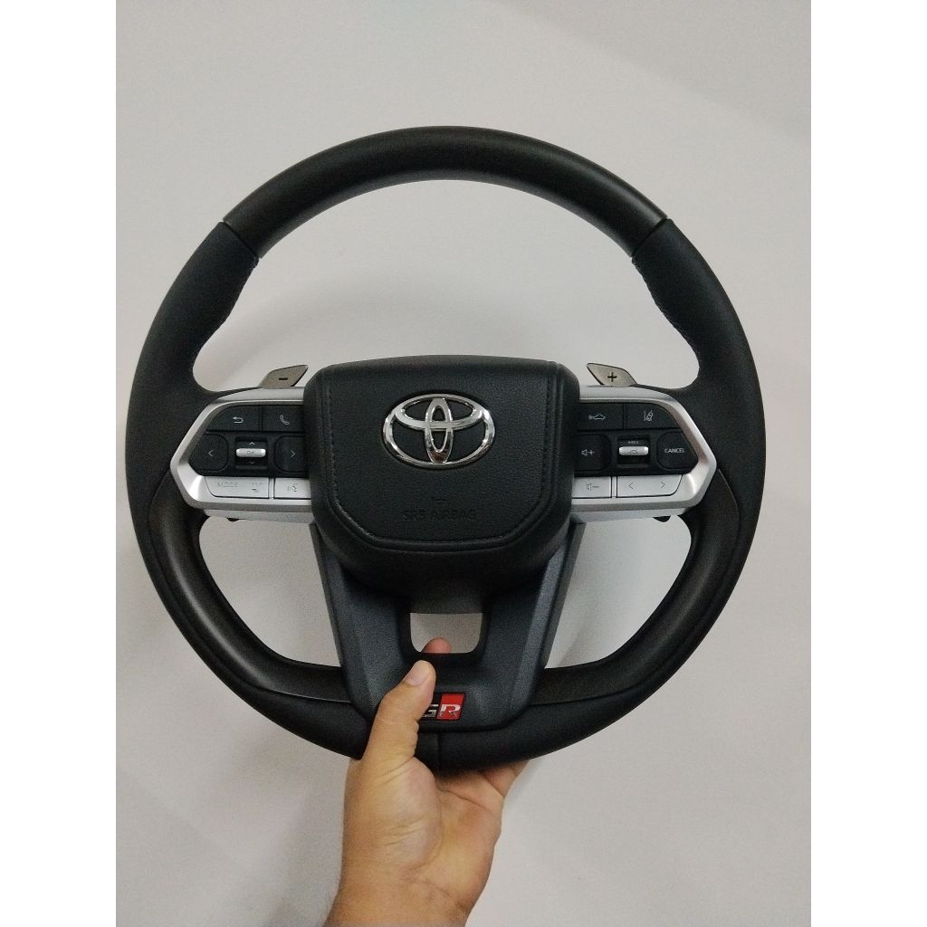 พวงมาลัย LC300 ไม่มี paddle shift ลายไม้ด้าน สำหรับ toyota ปี 2000-ปัจจุบัน อุปกรณ์ครบ พร้อมติดตั้ง