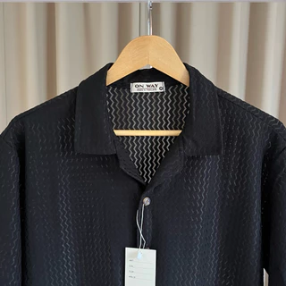 Knit collection • เสื้อถักแขนสั้น ซีทรูสลับลายเส้นหยัก