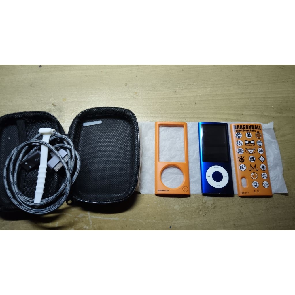 ipod nano5 8gb สีน้ำเงิน มือสอง