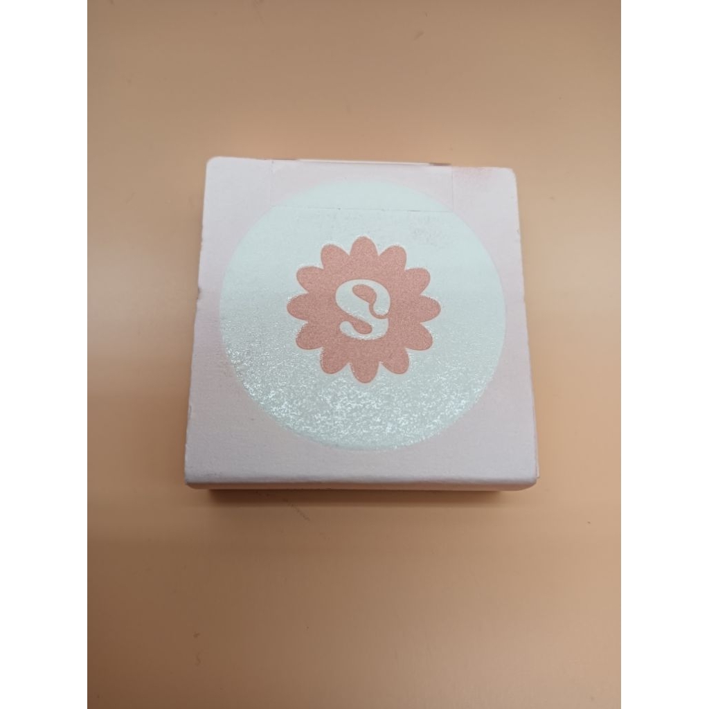 SUPERMOM Fluffy Face Blusher เนื้อเนียนนุ่ม