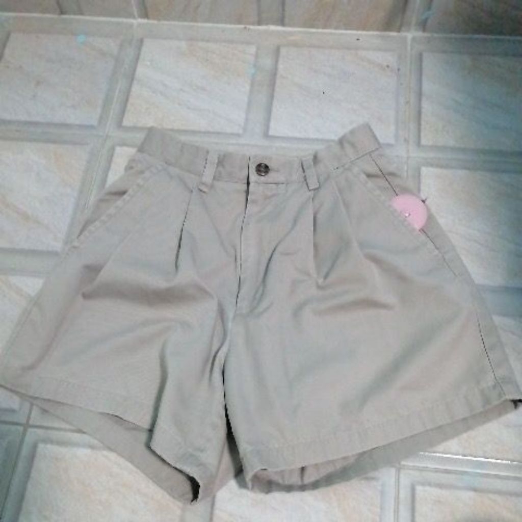 DOCKERS​ กางเกง​ขา​สั้น​, สีครีม​