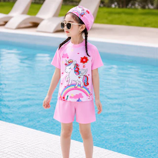ชุดว่ายน้ำเด็ก 3 ชิ้น แบบแยกชิ้น เสื้อ+กางเกง+หมวก ลายการ์ตูน ผ้านุ่ม แห้งเร็ว กันแดด เล่นน้ำ ทะเล สระว่ายน้ำ