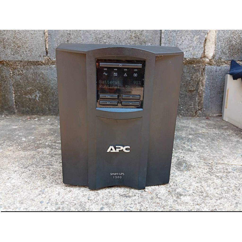 เครื่องสำรองไฟ APC Smart-UPS SMT1500 - 1500VA/1000W