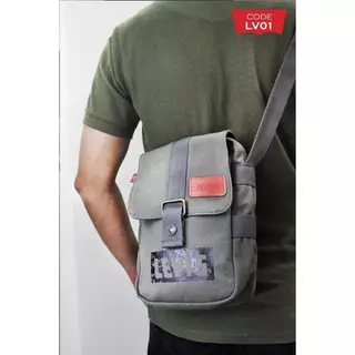 กระเป๋าสะพายข้าง Levi Mini Messenger Bag ของใหม่ ของแท้ พร้อมส่งจากไทย กระเป๋าลีวายส์ กระเป๋าสะพายลีวายส์