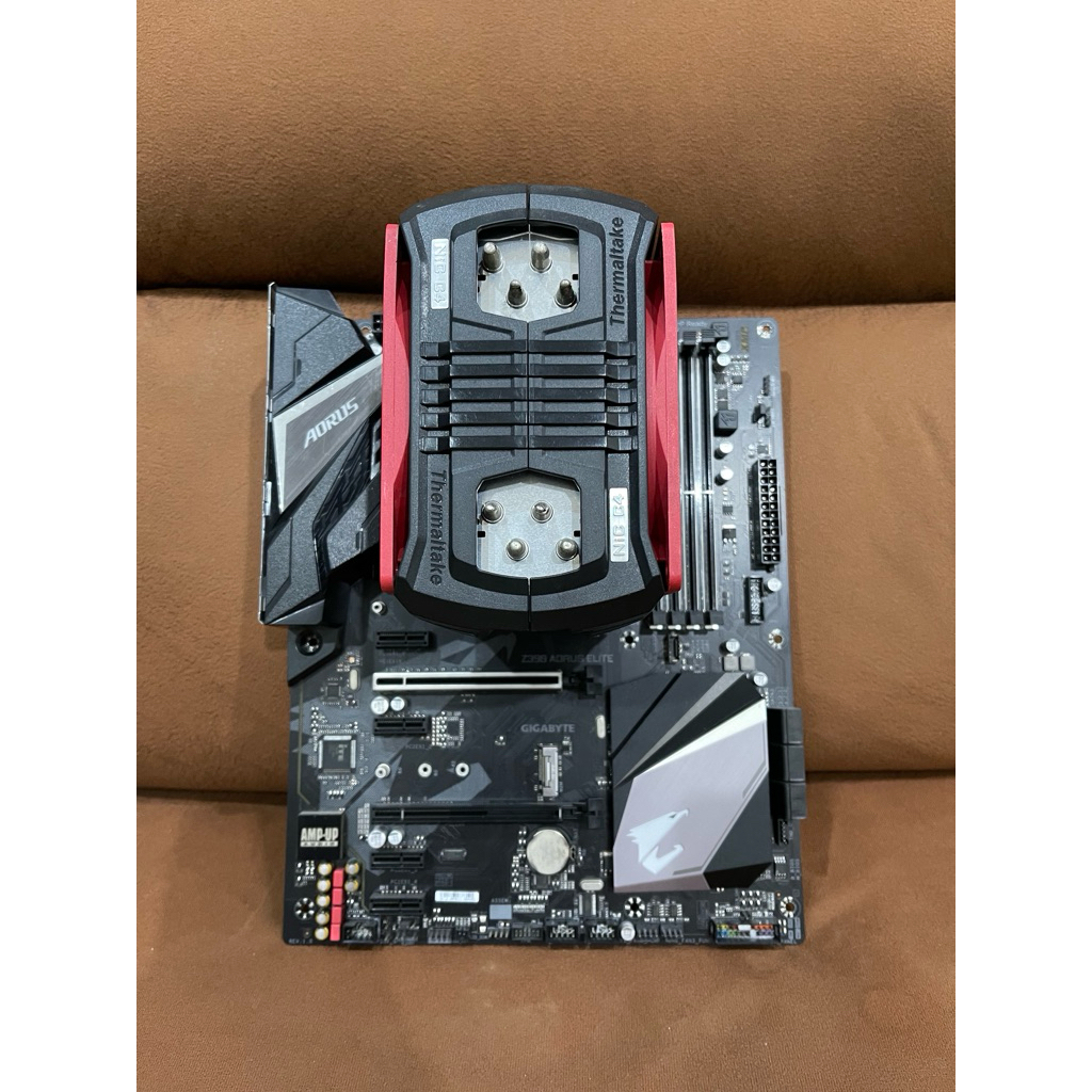 CPU intel core i7 9700f พร้อมเมนบอร์ด Z390 Aorus elite สวยๆใช้งานปกติ ซื้อยกชุดแถมฟรีซิงค์ลมขนาดใหญ่