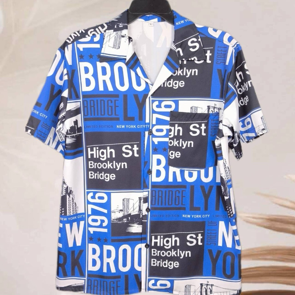 เสื้อเชิ้ตฮาวาย ลาย วินเทจศัพท์อังกฤษเท่ๆ (พื้นสีน้ำเงิน) ผ้าไหมอิตาลี อก 38-52 นิ้ว ไซส์ M-3XL