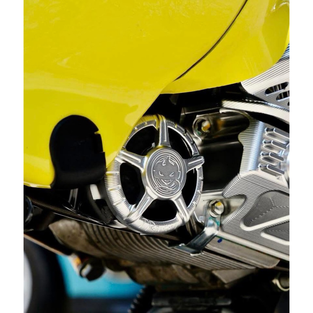 ครอบบูทแท่นเครื่อง TR Factory V1 สำหรับ Vespa อลูมิเนียม CNC ครอบบูท เวสป้า