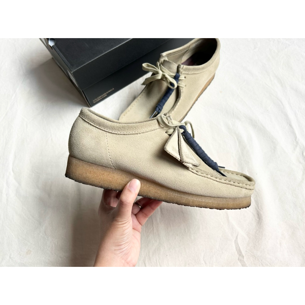 Clarks wallabee maple suede 💯✨