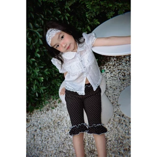 เสื้อคอบัว แขนตุ๊กตา แต่งลูกไม้สไตล์วินเทจ