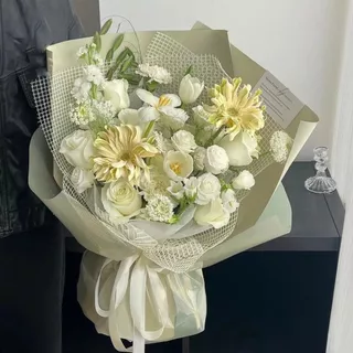 กระดาษห่อช่อดอกไม้ 56x56 ผลิตภัณฑ์ใหม่มีขนาด 35 x 500 ซม. กันน้ำ สีพื้น 20แผ่น/แพ็ค กระดาษด้าน กระดาษห่อของขวัญ