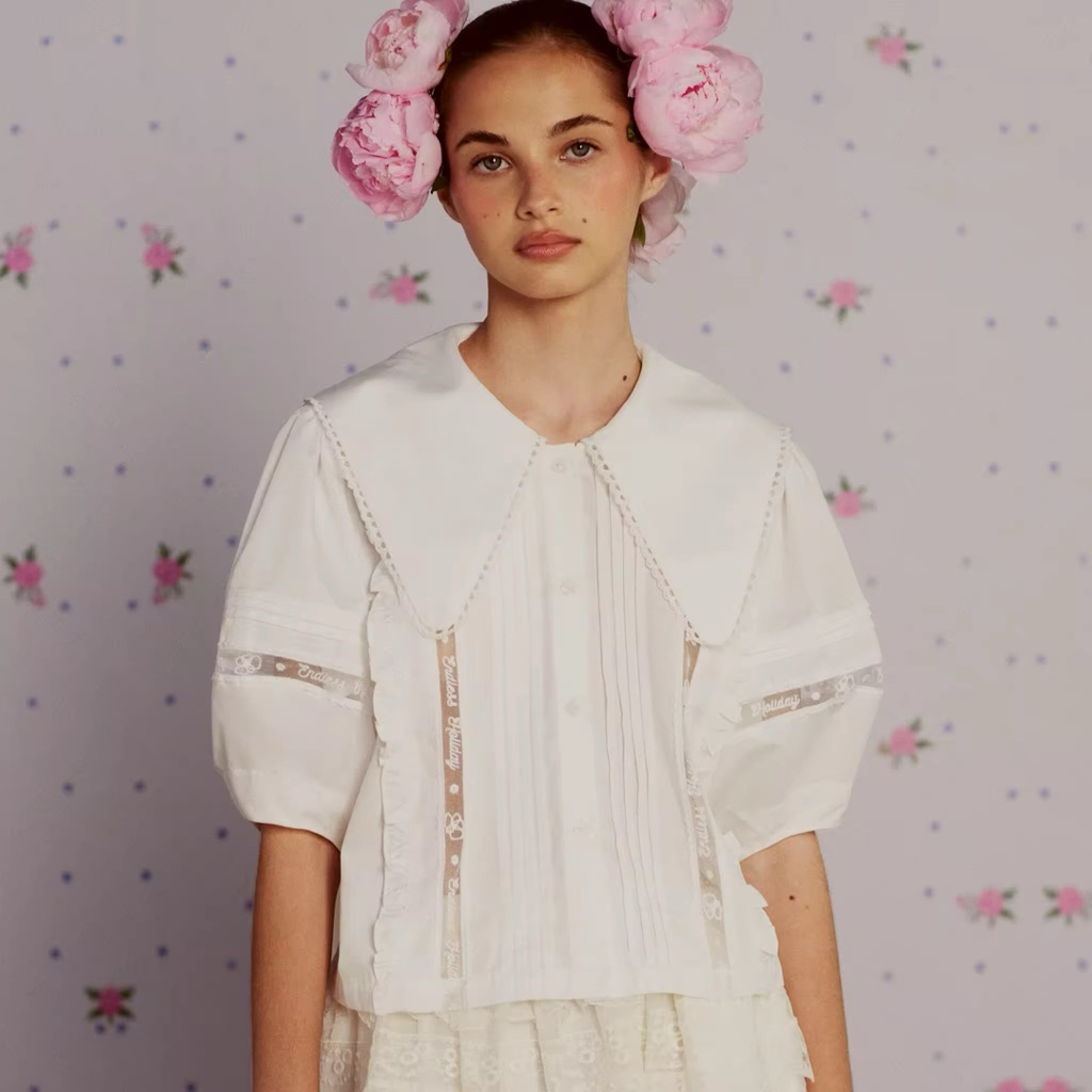 [พร้อมส่ง]New-Endless Holiday Sweet Bloom Shirt Garden Milk Free Size ของใหม่ 💯