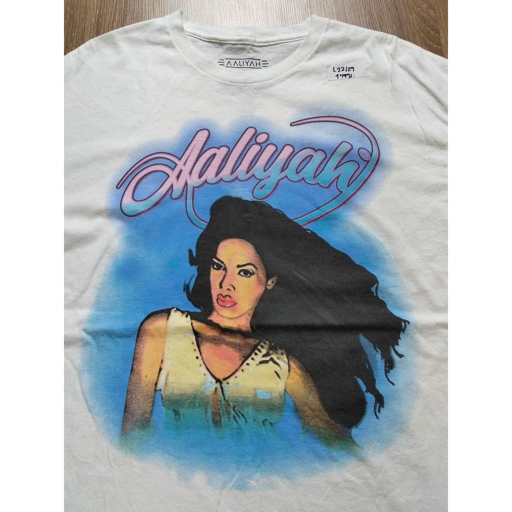 เสื้อ Aaliyah ลิขสิทธิ์แท้