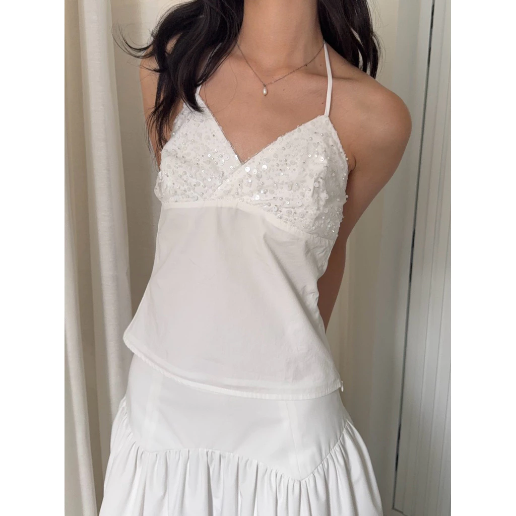 MELT.INMOMENTS Glint Cami Top สายเดี่ยวปักเลื่อมที่อก กลิตเตอร์ (พร้อมส่ง)