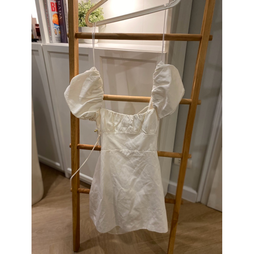 [ของใหม่] ส่งต่อน้องเดรส Zara ซื้อจากชอปที่ Emquartier ไม่เคยใส่เลย