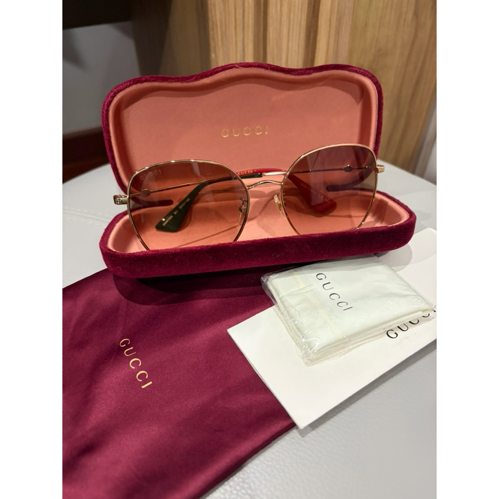 แว่นกันแดด Gucci ของแท้